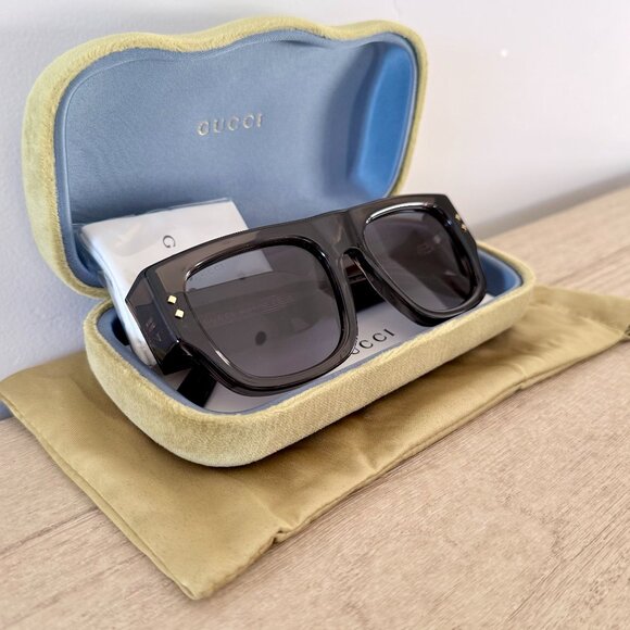 Gucci Men's Grey Sunglasses GG1262S